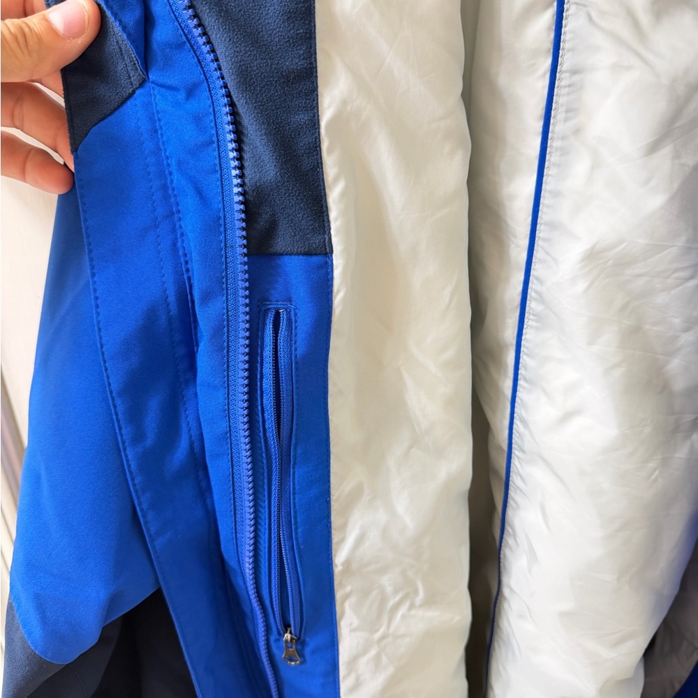 Columbia Blue and Dark Gray Ski Jacket - Picture 8 of 10